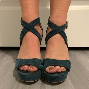 Vince Camuto Teal Platforms